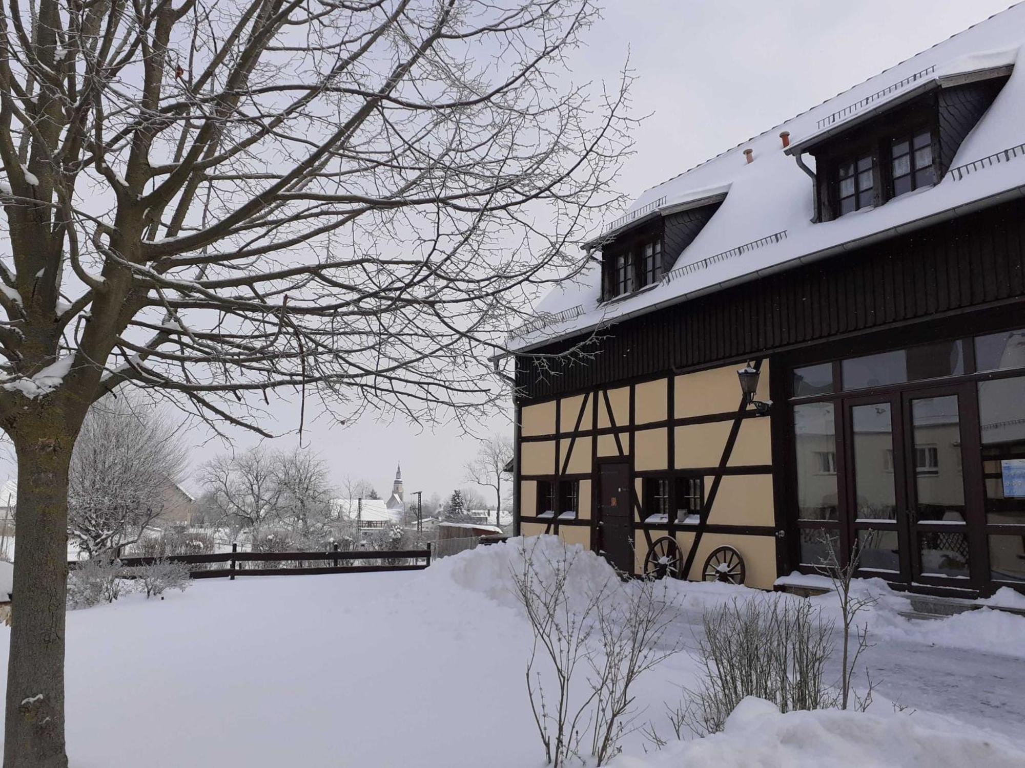 Lavendelhof Die Idyllische Landpension Crimmitschau Ngoại thất bức ảnh